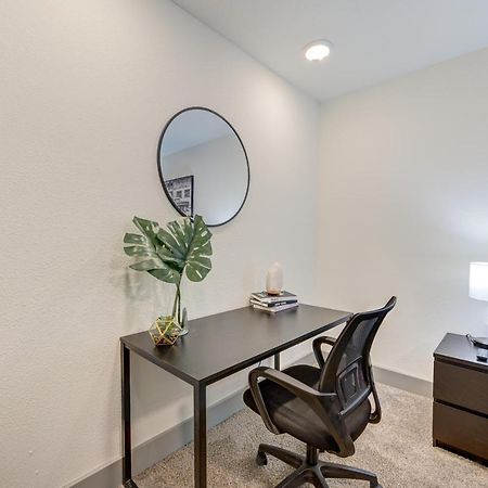 Trendy Midtown Apt, Walk To Shops & Sites, Pets Ok Houston Esterno foto
