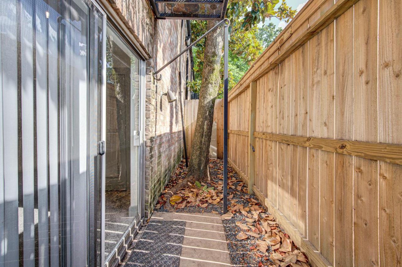 Trendy Midtown Apt, Walk To Shops & Sites, Pets Ok Houston Esterno foto