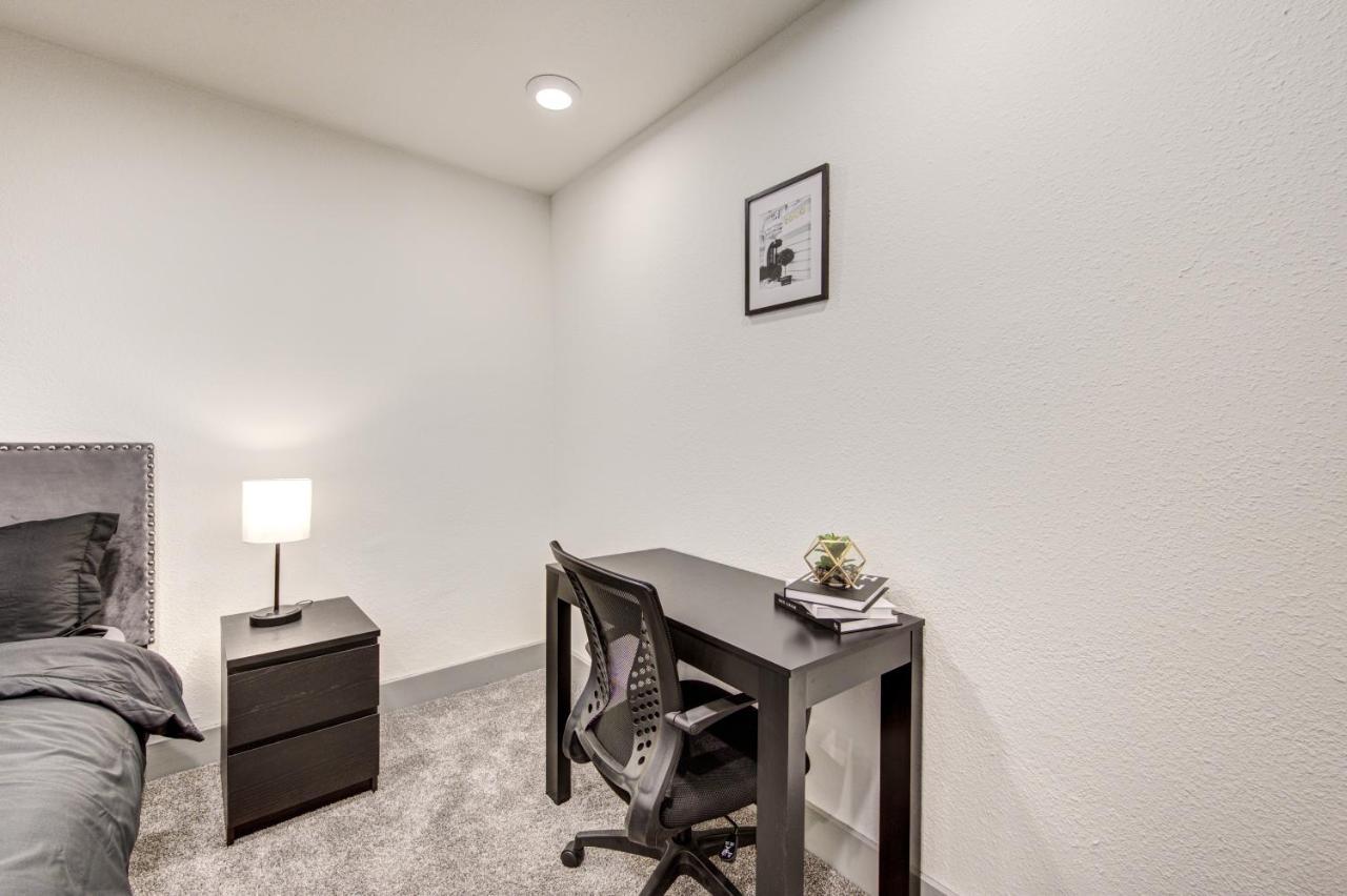 Trendy Midtown Apt, Walk To Shops & Sites, Pets Ok Houston Esterno foto