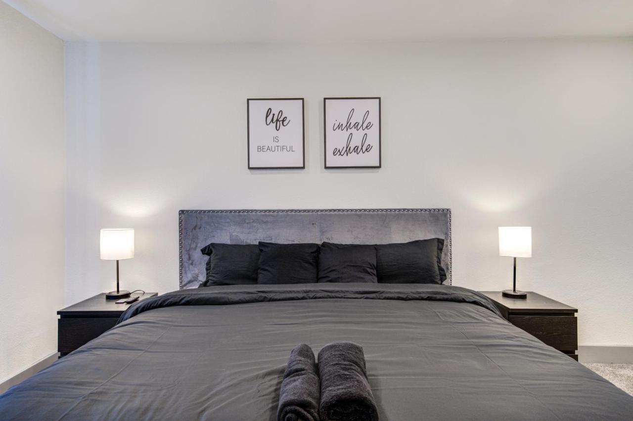 Trendy Midtown Apt, Walk To Shops & Sites, Pets Ok Houston Esterno foto