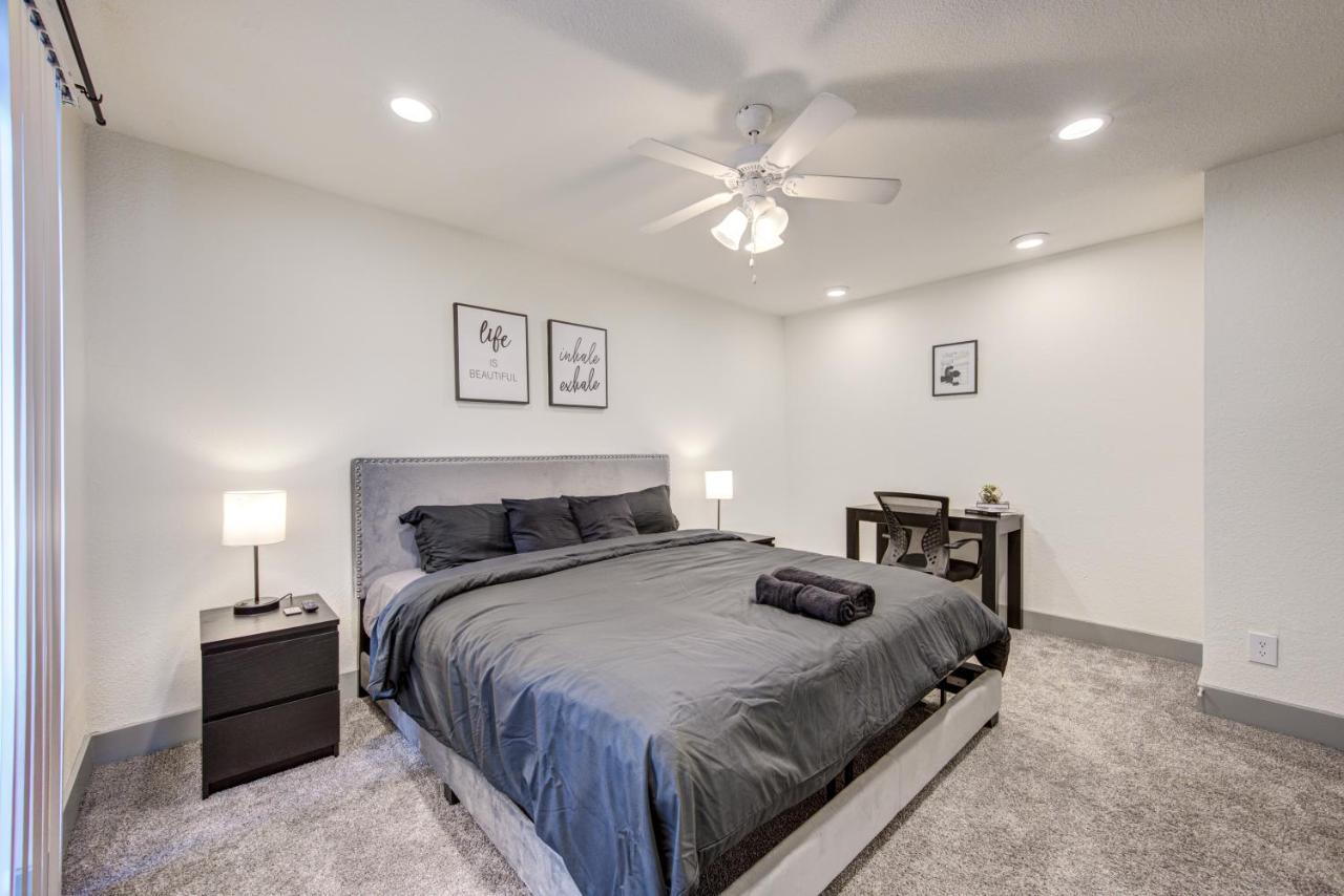 Trendy Midtown Apt, Walk To Shops & Sites, Pets Ok Houston Esterno foto