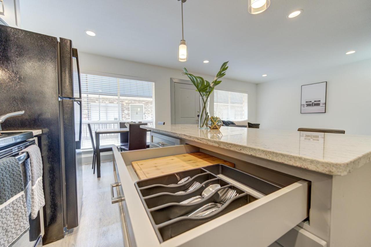 Trendy Midtown Apt, Walk To Shops & Sites, Pets Ok Houston Esterno foto
