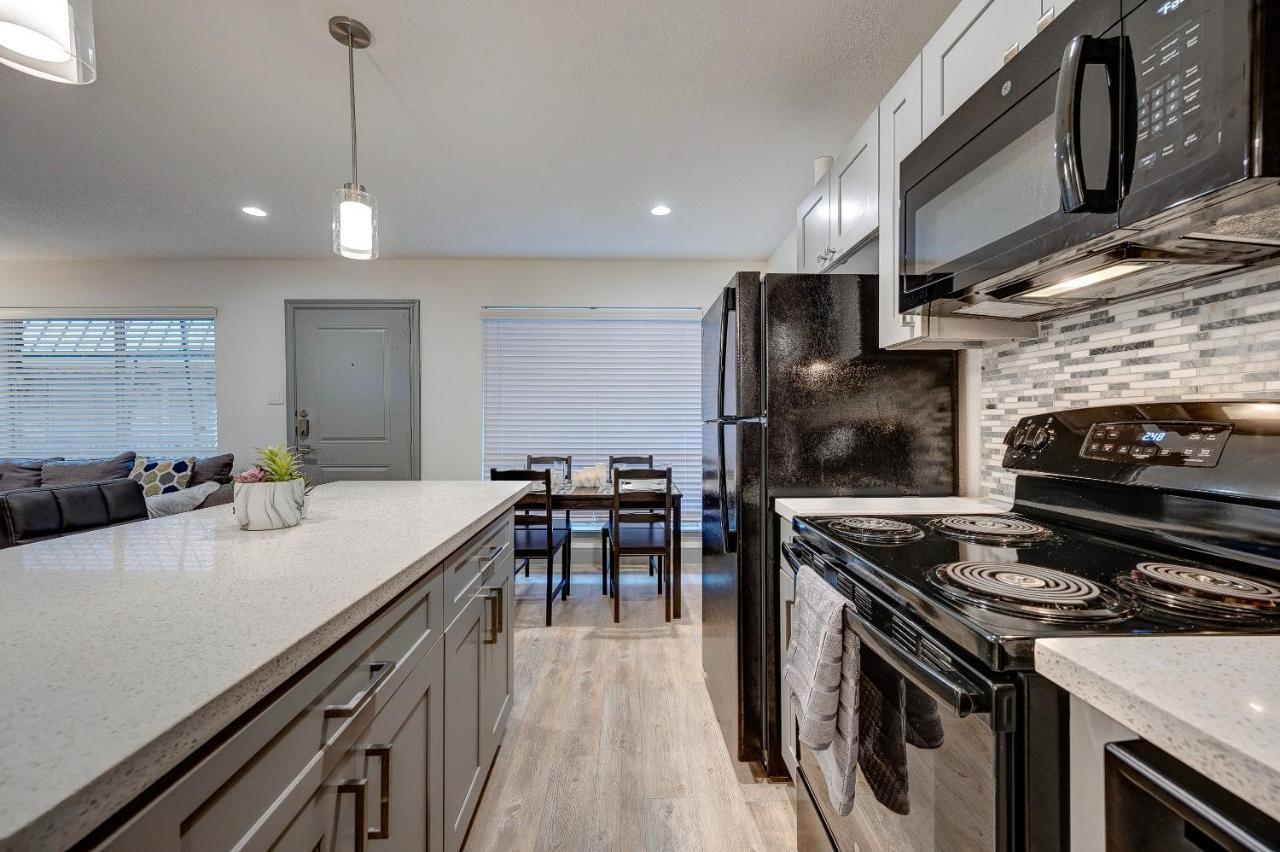 Trendy Midtown Apt, Walk To Shops & Sites, Pets Ok Houston Esterno foto