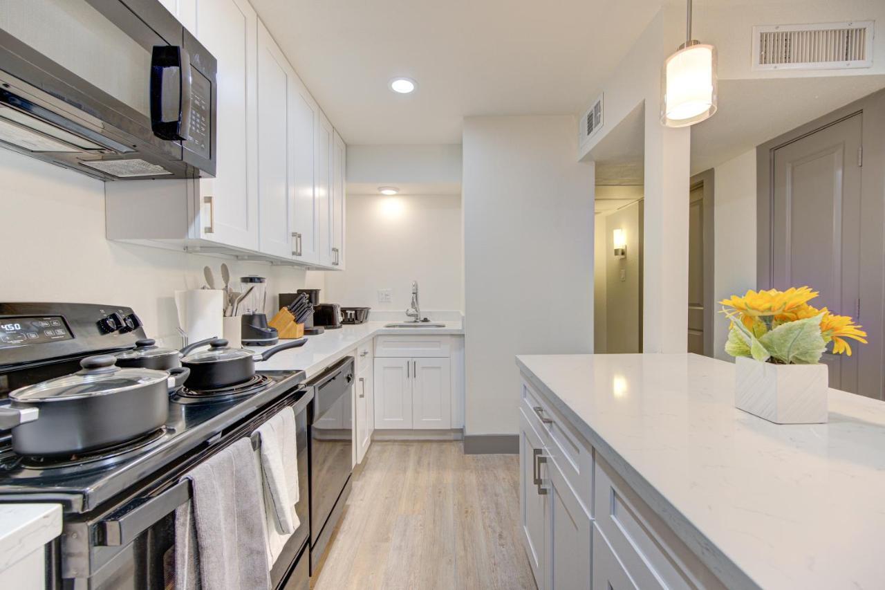 Trendy Midtown Apt, Walk To Shops & Sites, Pets Ok Houston Esterno foto