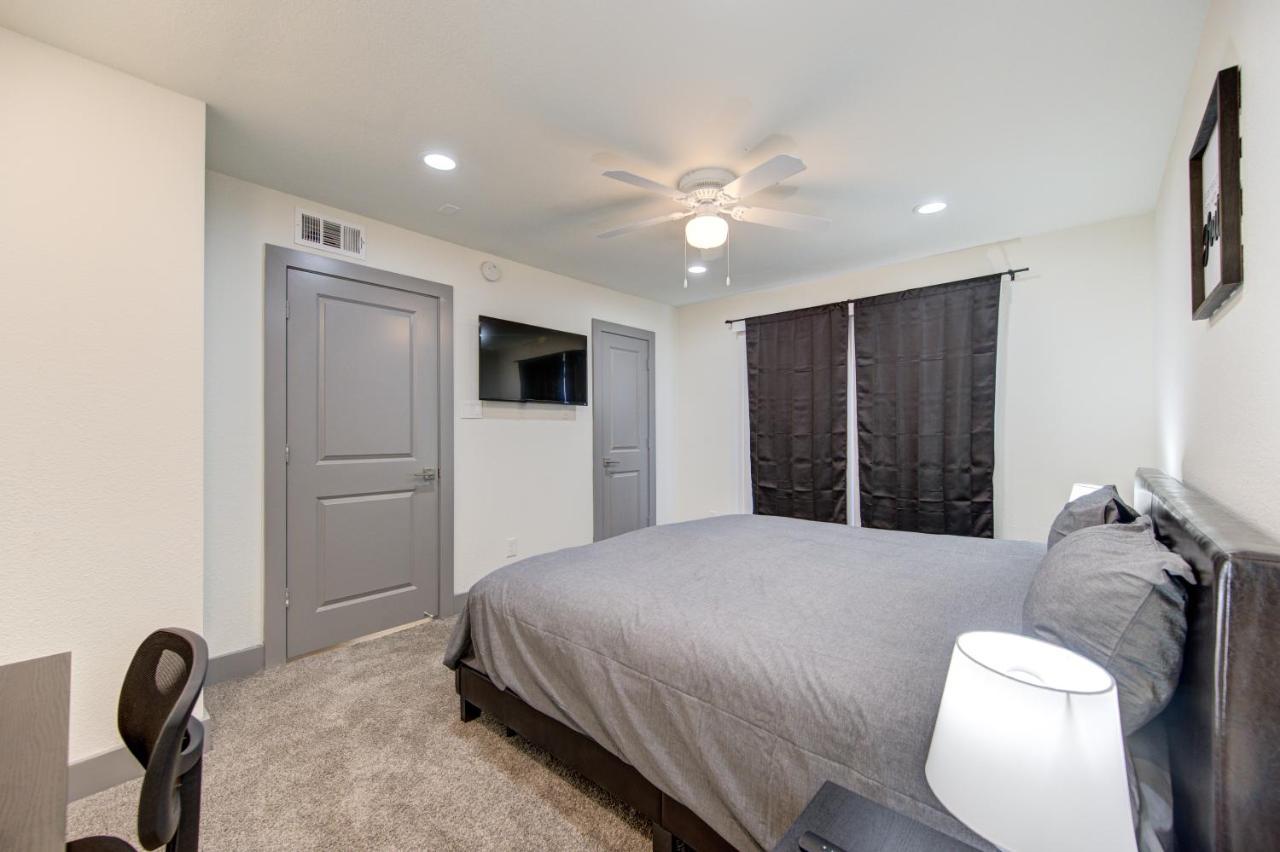 Trendy Midtown Apt, Walk To Shops & Sites, Pets Ok Houston Esterno foto